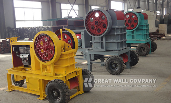 Small Diesel stone crusher for sale 