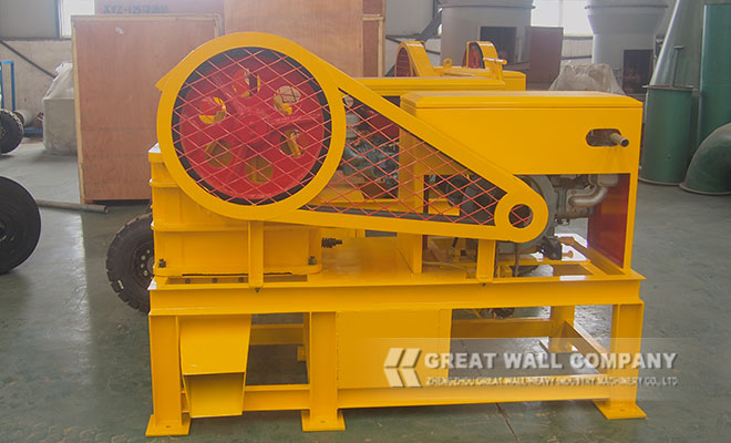 diesel engine crusher for small scale crushing plant 